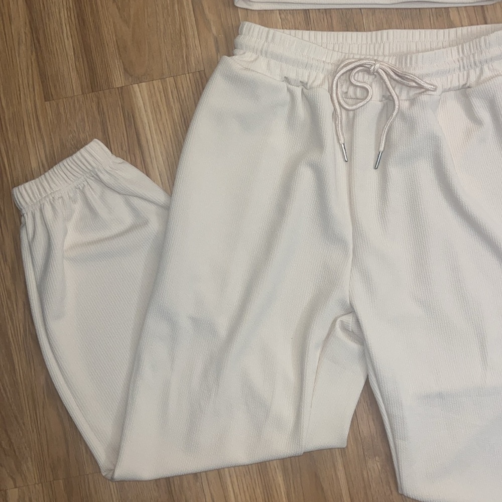 2 piece set - Picture 2 of 6